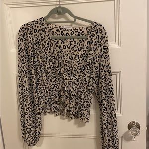 Zara cheetah long sleeve cropped shirt